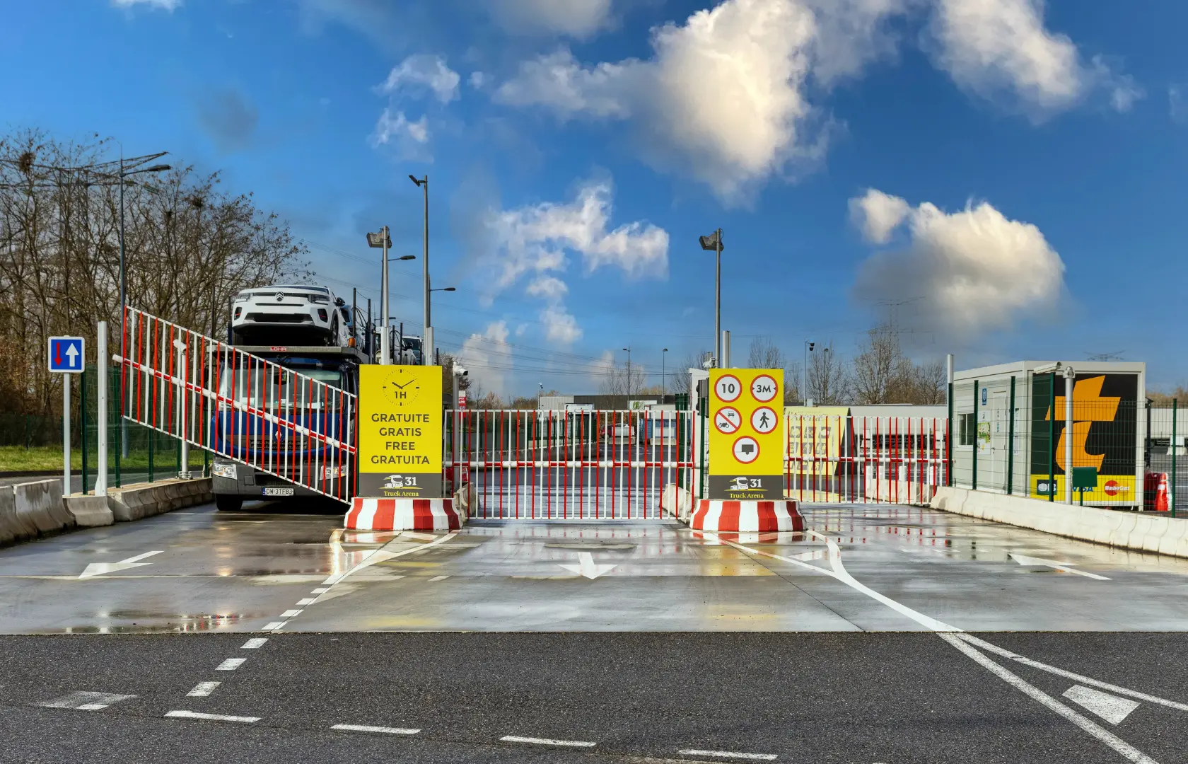 Parking poids lourds sécurisé Truck Arena 31 Toulouse Eurocentre