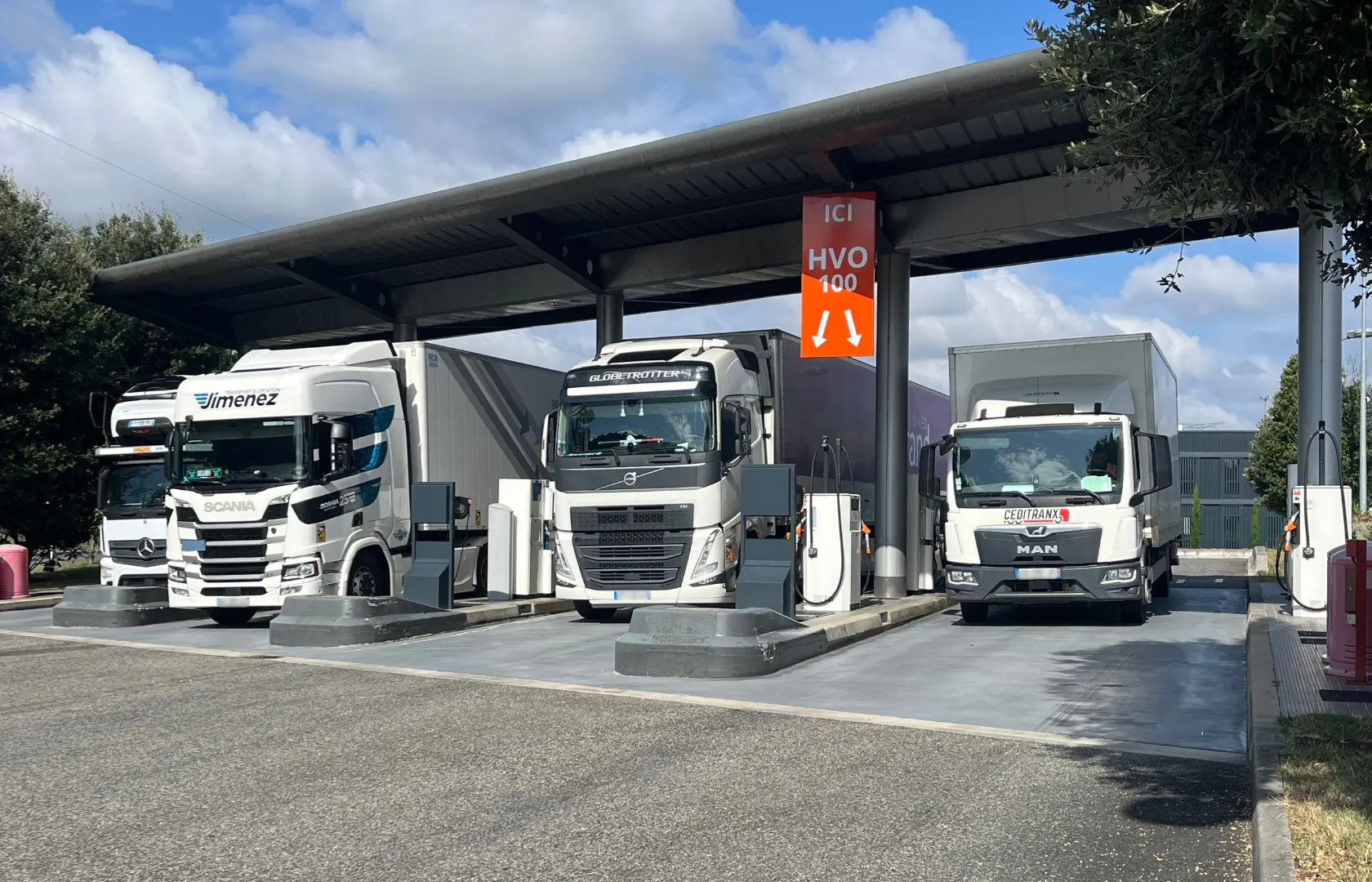 Station-service poids lourds et véhicules légers FAL Distri Toulouse Eurocentre Castelnau-d'Estrétefonds