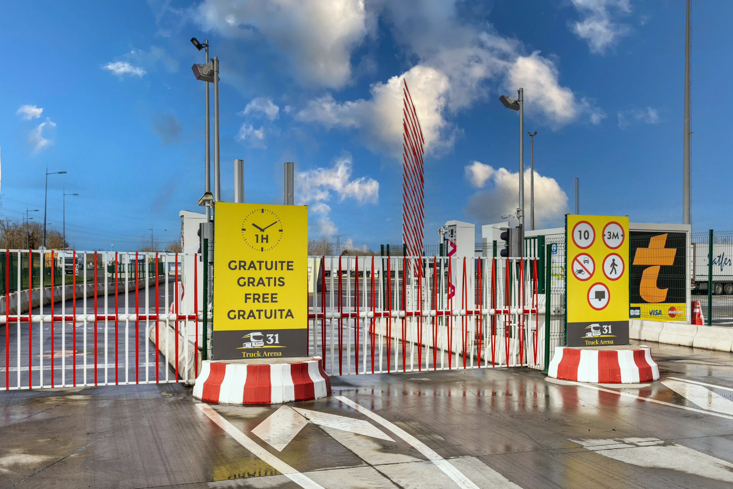 Parking poids lourds sécurisé Truck Arena 31 Toulouse Eurocentre