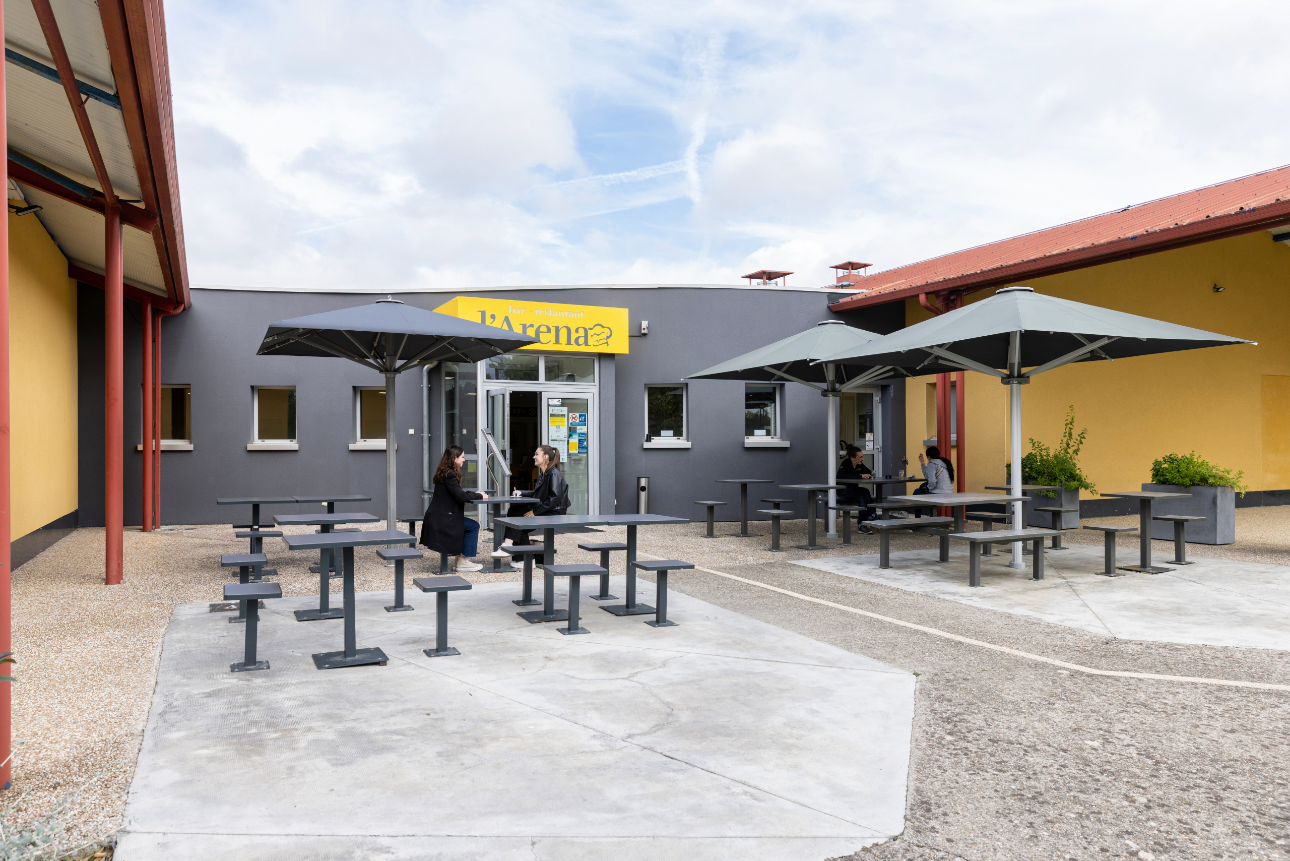 Restaurant l'Arena service continu 7j/7 Zone Toulouse Eurocentre Castelnau-d'Estrétefonds