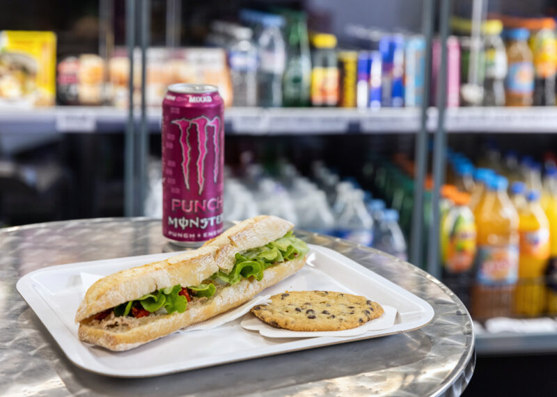 Boutique station-service : une pause gourmande pour faire le plein d’énergie