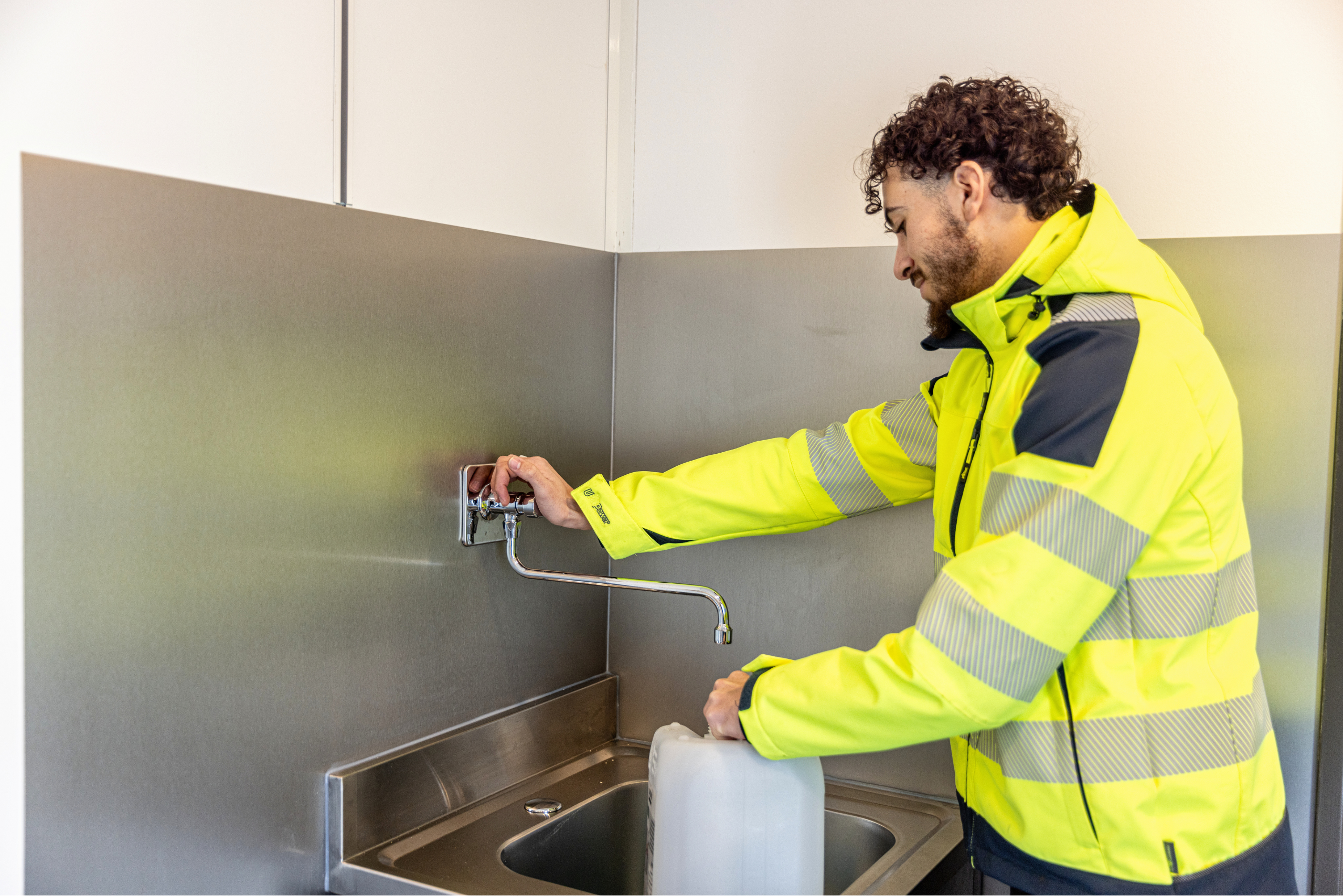 Point d'eau potable gratuit complexe routier poids lourds sécurisé Truck Arena 31 Toulouse Eurocentre