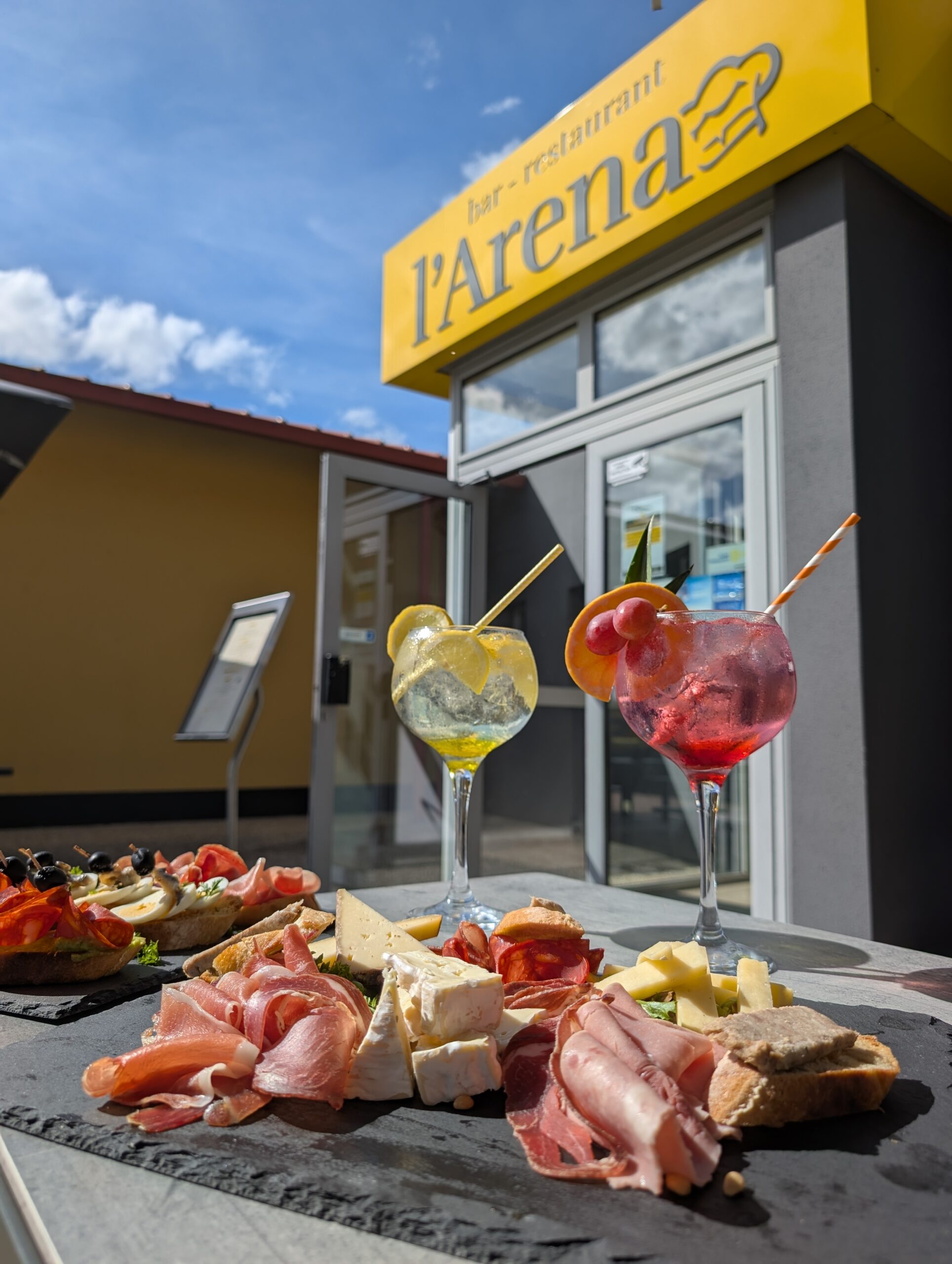 Tapas restaurant l'Arena service continu Toulouse Eurocentre Castelnau-d'Estrétefonds